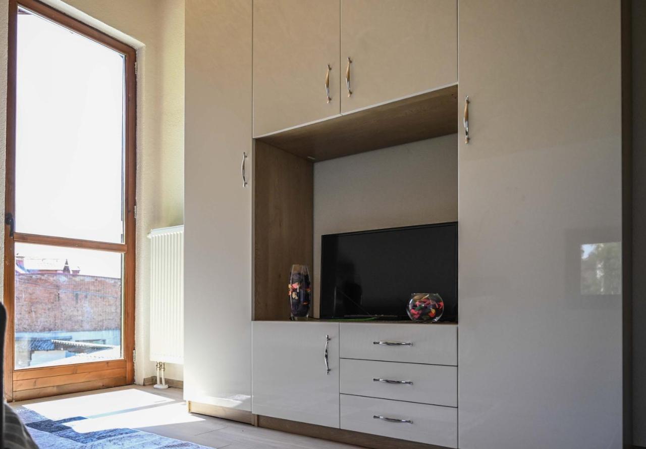 Elem Apartmani Skver Тузла Экстерьер фото